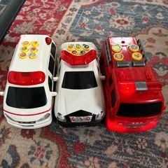 救急車・パトカー・消防車