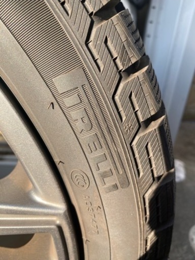 スタッドレスタイヤ245/40 R18ホイール4本セット　アウディA5  