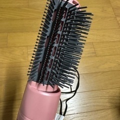 ドライヤー、カールドライヤー、ブラッシングドライヤーの画像