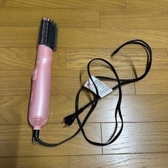 ドライヤー、カールドライヤー、ブラッシングドライヤーの画像