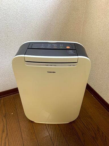 管K-10【愛知県一宮市から】【平日もお渡しできます！】東芝製 TOSHIBA 電気式除湿器  除湿乾燥機 衣類乾燥機  RAD-DN70(H) デシカント式 除湿能力木造9畳 コンクリート鉄筋18畳