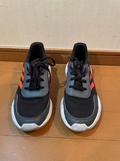 adidasのシューズ
