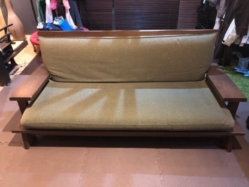 期間限定値下げ　木製フレーム　ソファ　モダン