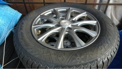 スタッドレスタイヤ、175/70R 14