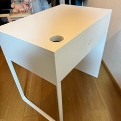 決まりました【無料】イケア 白テーブル 引き取り限定の画像