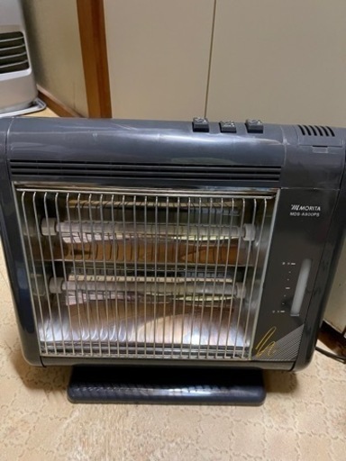 スチーム付き電気ストーブ［決まりました］