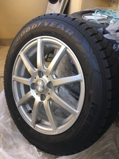 スタッドレスタイヤ/ホイール4本セット4x100 R15