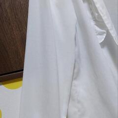 【お値下げ】白ブラウス700→300の画像