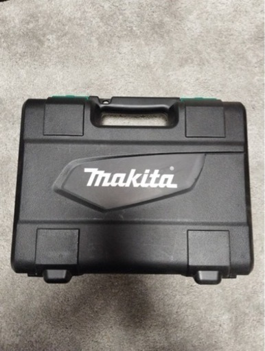 ✨激安価格✨1/15まで8000円⚠️マキタ‼️比較的美品‼️インパクトドライバー‼️Makita✨14.4V✨充電器付き