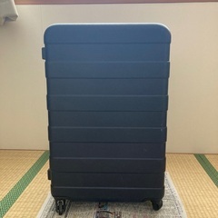 【無印良品•キャリーケース】62L ※ジャンク品、紺色の画像