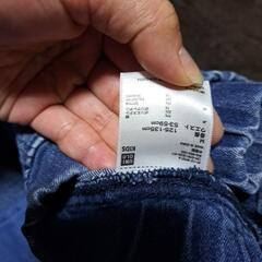 ユニクロデニム子ども125から135センチの画像