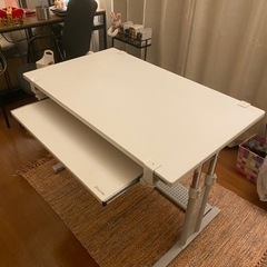 Bauhutte(バウヒュッテ)｜昇降式パソコンデスク(キーボードスライダー付き)の画像