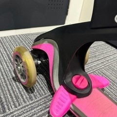 グロッバー　GLOBBER キックスケーター キックボード 三輪車の画像