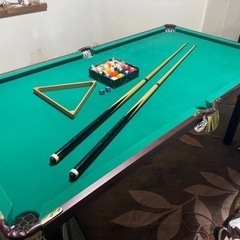 ビリヤード台