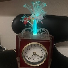 実働品 美品 骨董品　昭和レトロ ファイバーライト 置き時計 クォーツ アンティーク ビンテージ ヴィンテージ 希少品 マニア 回転式 JAPAN rainbowの画像