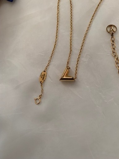 louis vuitton エッセンシャル　ネックレス