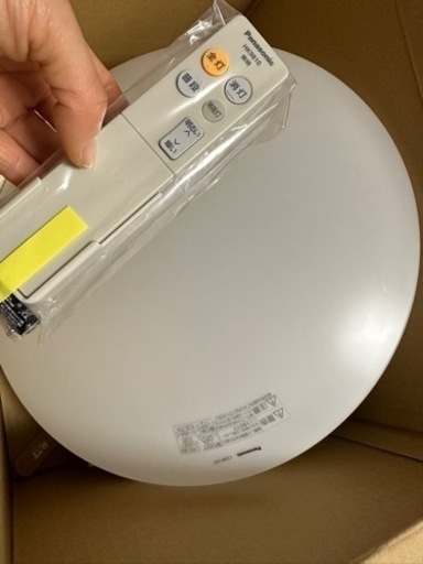 Panasonic シーリングライト新品、2023年製