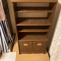 食器棚　収納　本棚　無料の画像