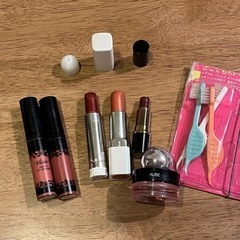 お取引中【無料！0円！】コスメまとめ売り 化粧品 ヘアケア ポーチ ヴィセ ちふれの画像