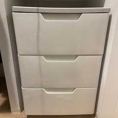 ローラ付き収納ケース【お譲り先決定しました】