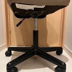 オフィスチェアの画像
