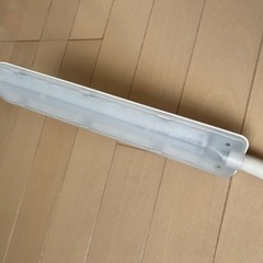 差し上げます！LEDデスクライト 学習机ライト 足立区の画像