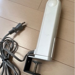 差し上げます！LEDデスクライト 学習机ライト 足立区の画像