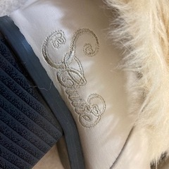 19.0 ファーブーツ　ハート　リボンの画像