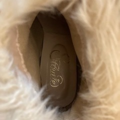 19.0 ファーブーツ　ハート　リボンの画像