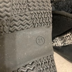 21.0 ムートンブーツ　リボンの画像