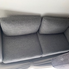 ニトリ　3人用布張りソファ