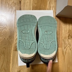 VANSスニーカー22センチの画像