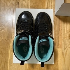 VANSスニーカー22センチの画像