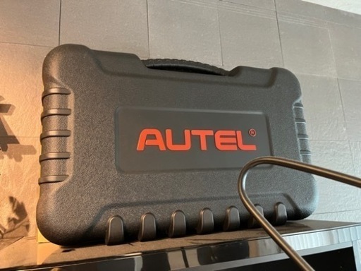 最上級モデル　AUTEL ULTRA LITE 2025年まで無料アップデート　自動車　診断機　テスター