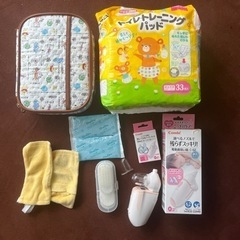 【子供用品】鼻水吸引器、ベビーヘアブラシ　など