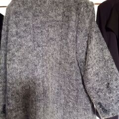 女性ファッション服の画像