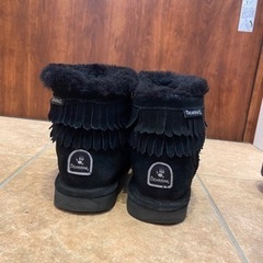 Bearpawムートンブーツ25cmの画像