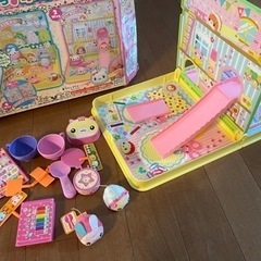 スプーンペット2匹と、へんしん！えほんのおうち4way!と文房具...