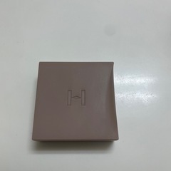 ヒンス　チーク　アイシャドウ
