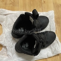 男女兼用　安全靴　24.5㎝　ネクストマンダム　ミドルカットセーフティの画像