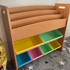 決まりました！子ども 本棚 おもちゃ箱の画像