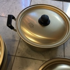 【中古品】鍋3つの画像
