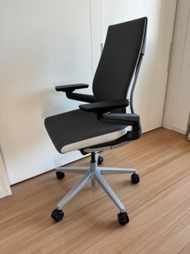【ほぼ新品】【超美品】Steelcase Gesture Chair / オフィスチェア
