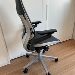 ほぼ新品】【超美品】Steelcase Gesture Chair / オフィスチェア