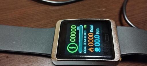 新品未使用スマートウォッチ。