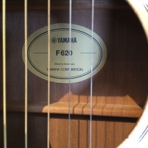YAMAHA F620  アコースティックギター