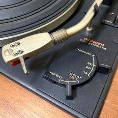 管K-20【愛知県一宮市から/通電のみジャンク】【平日もお渡しできます！】Pioneer製　パイオニア製 レコードプレーヤー  年代物 PL-A30 STEREO TURNTABLE 要修理品 ジャンク ターンテーブル調節必要 研究目的・部品取り・コレクター品の画像