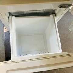 届けます 2020年HISENSE冷蔵庫 134Lの画像