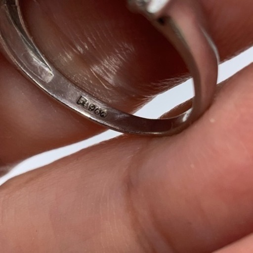 Pt900 プラチナ900 V型　ダイヤモンドリング　4.9g 1ct