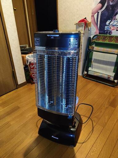【終了】遠赤外線ヒーター　DAIKIN　セラムヒート